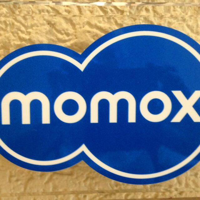 Momox